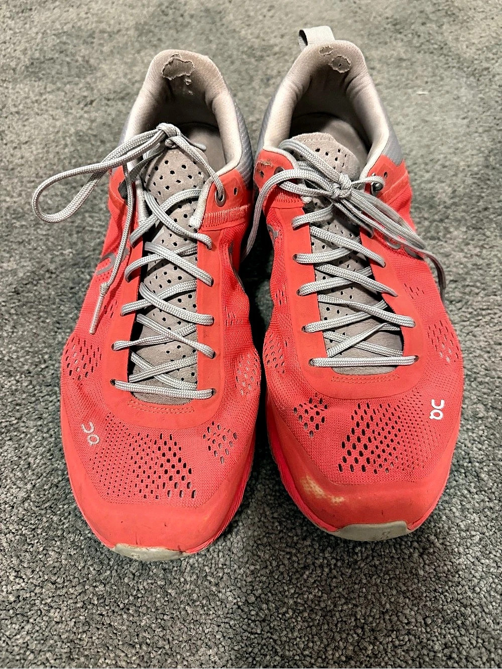 On Cloudsurfer Running Shoes Coral/Orange & Gray US 9